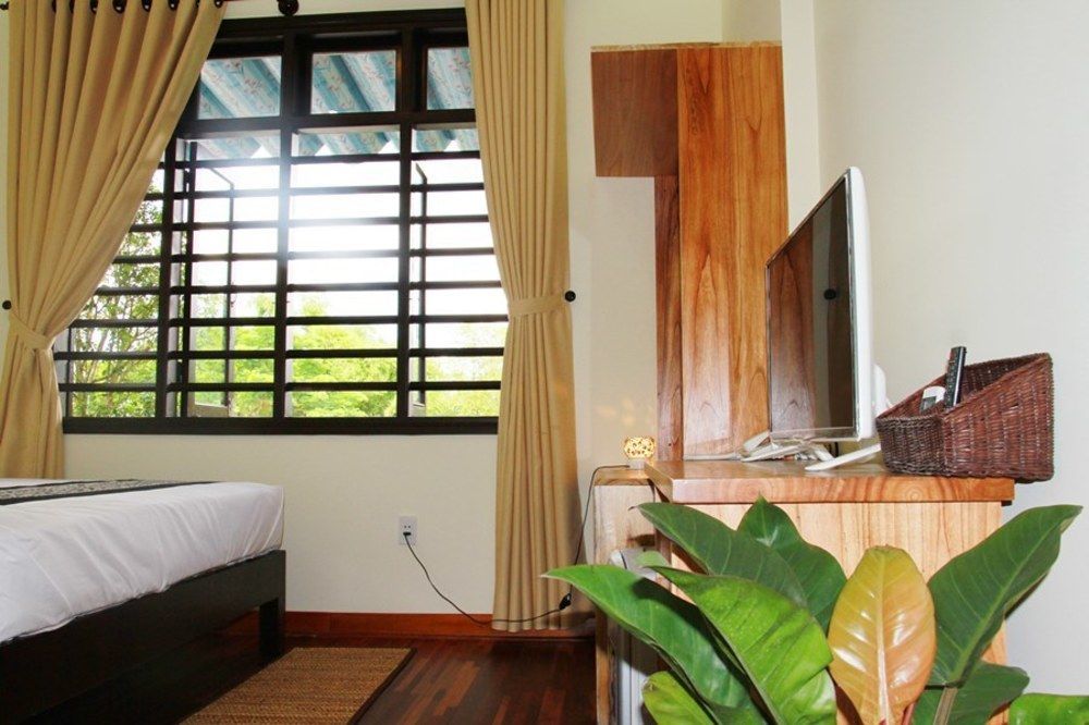 Leaf Homestay Хоян Екстер'єр фото